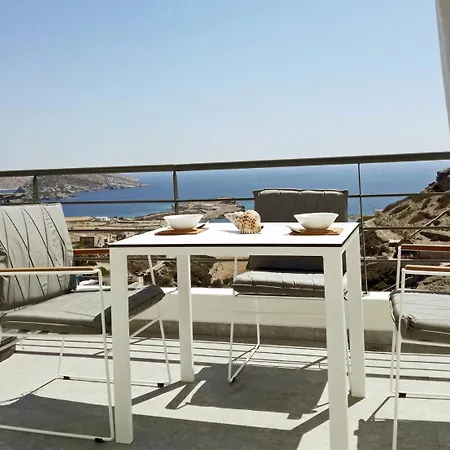 Apartament Paralos