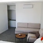 Paralos * Schoinoussa