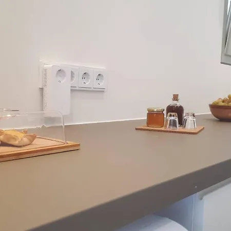 Paralos * Schoinoussa